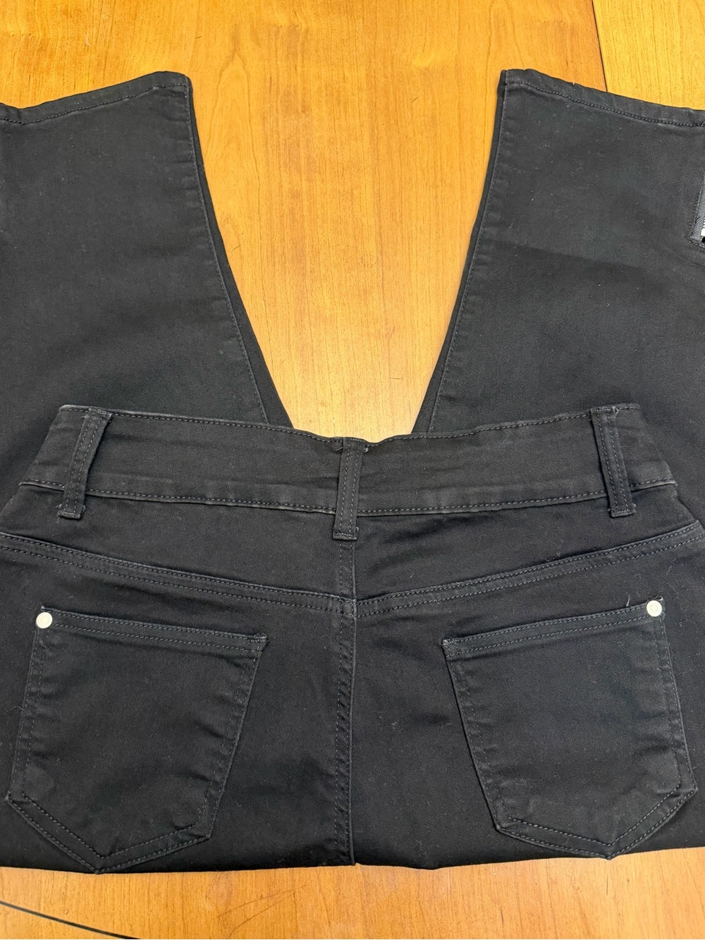 Sandpiper Black Stretch Denim Capri Pants 18 | Y2K Revival Streetwear Edgy Rock - Picture 5 of 9
